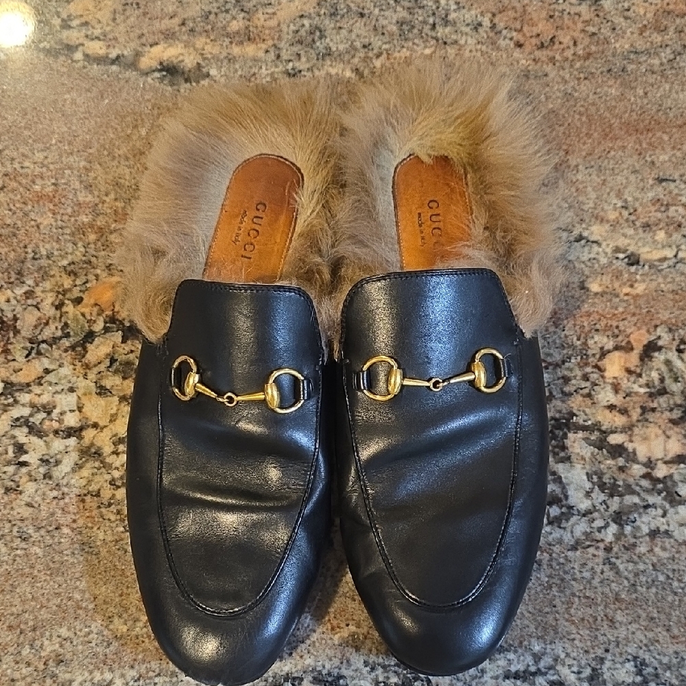 Gucci Black Leather Mules with Fur Trim